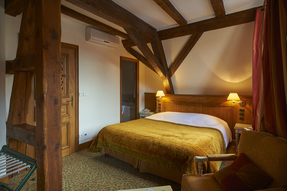Relais & Chateaux La Maison Des Tetes Colmar Exterior photo